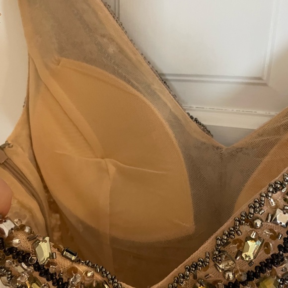 JOVANI - Picture 4 of 11